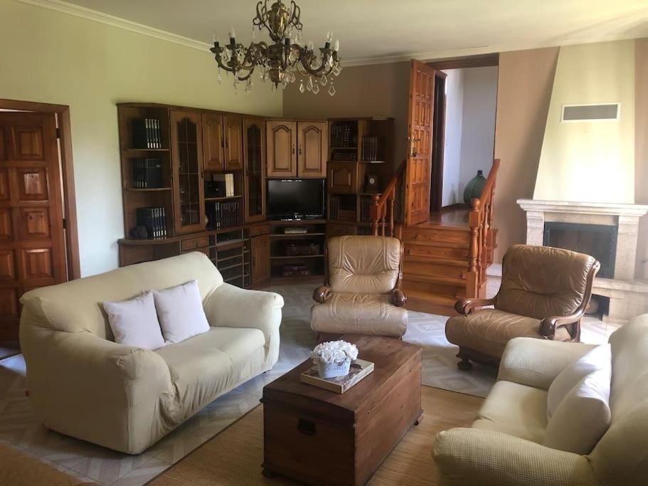 Casa Mercedes Пуэнтеареас Экстерьер фото
